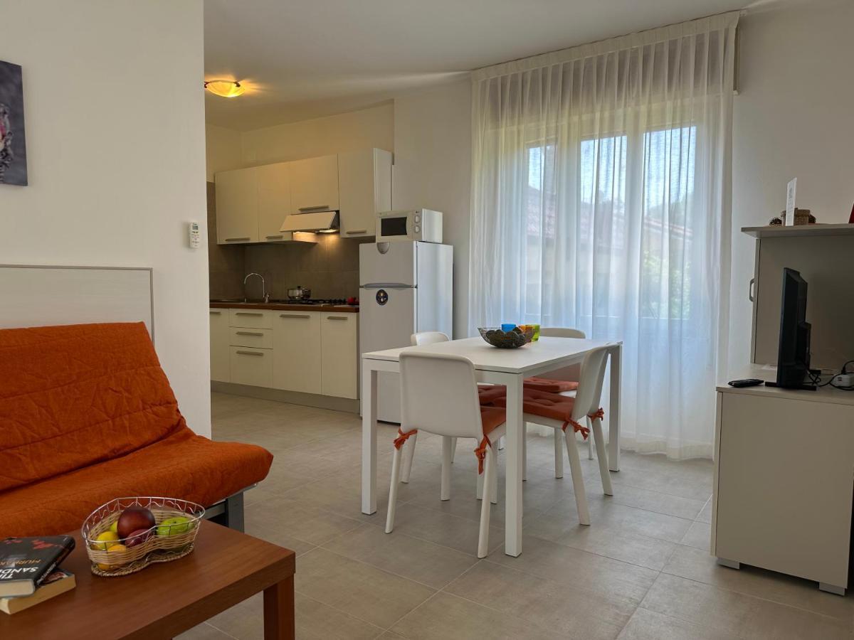 Villa Tre Pini Lignano Sabbiadoro Exteriör bild